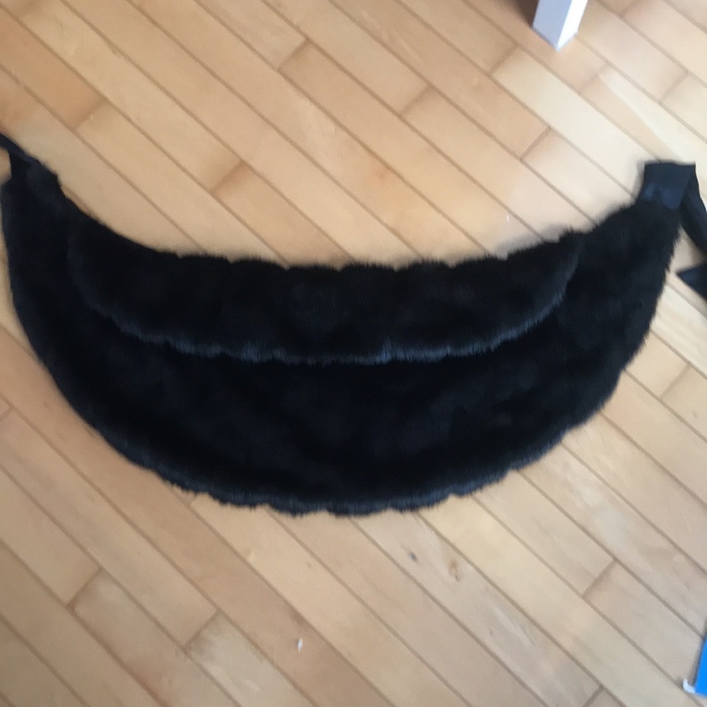 Faux Fur Dark Brown Shrug one size - Picture 12 of 13